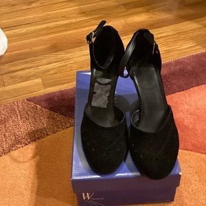 Womens Black Suede Wedge Pumps